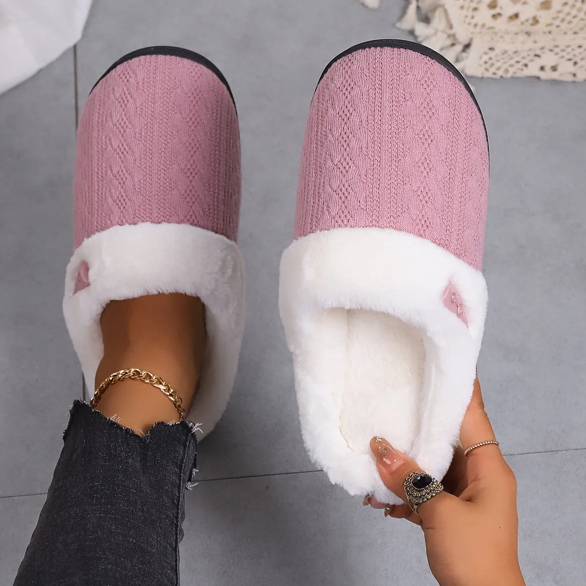 Winter cotton slippers with non-slip rubber sole, round toe, flat heel, in navy blue colour