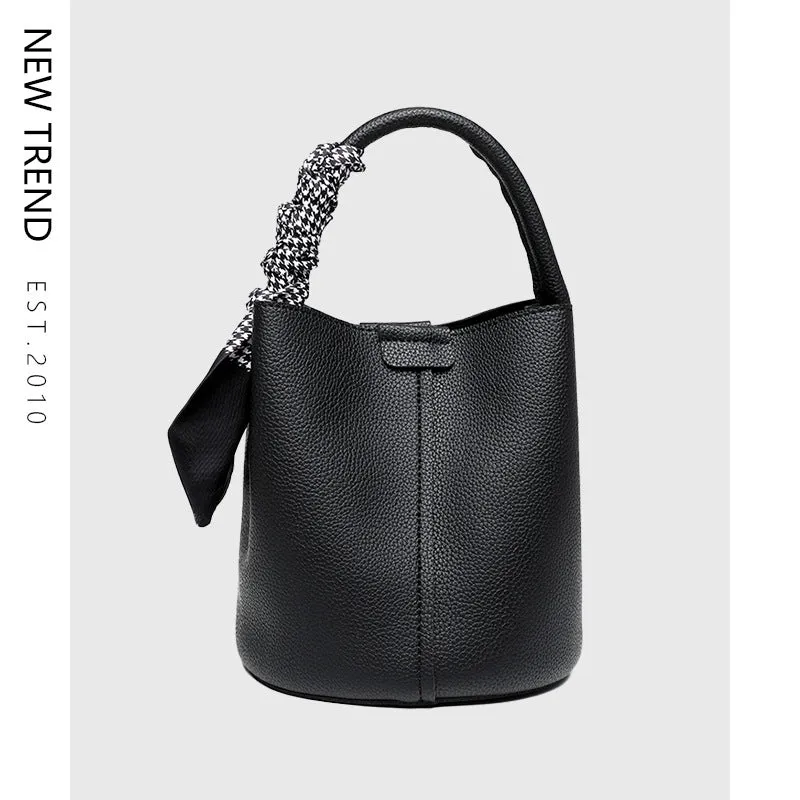 Lychee pattern PU leather messenger bag, bucket type, 18cm, available in apricot, black, brown, gray, red, white