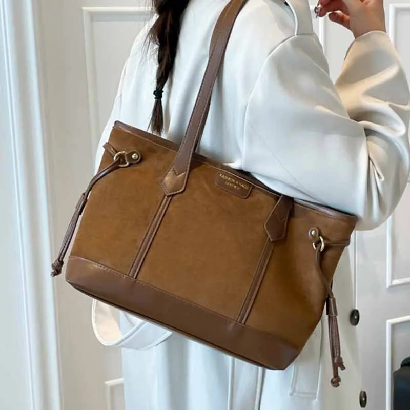 PU shoulder bag horizontal square tote with sewing line detail double straps black colour
