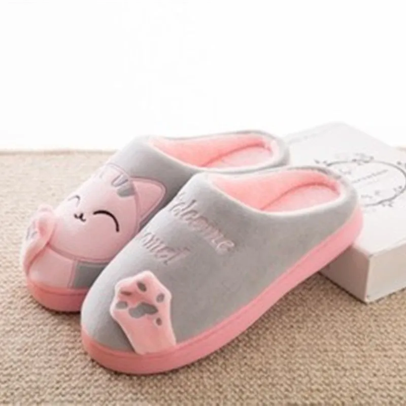 LovelyCotton cat face indoor slippers with soft suede vamp and warm plush lining in gray colour