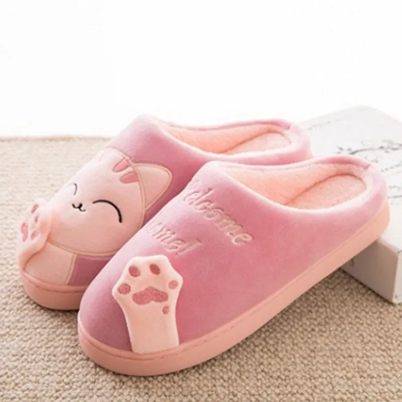 LovelyCotton cat face indoor slippers with soft suede vamp and warm plush lining in gray colour