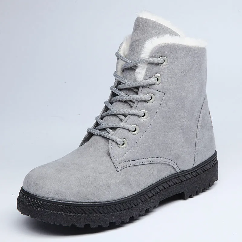 Warm snow boots with rubber outsole, low heel, available in multiple colours and EU sizes 35-44