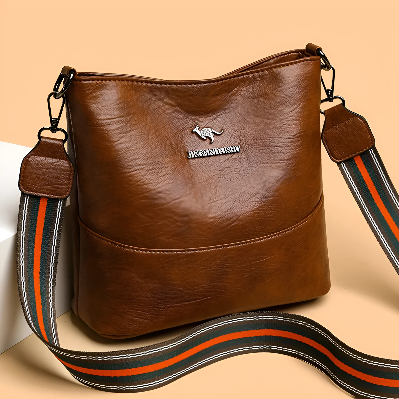 European American simple versatile bucket bag in black, soft PU leather with sandwich pocket, 23.5x22x12cm