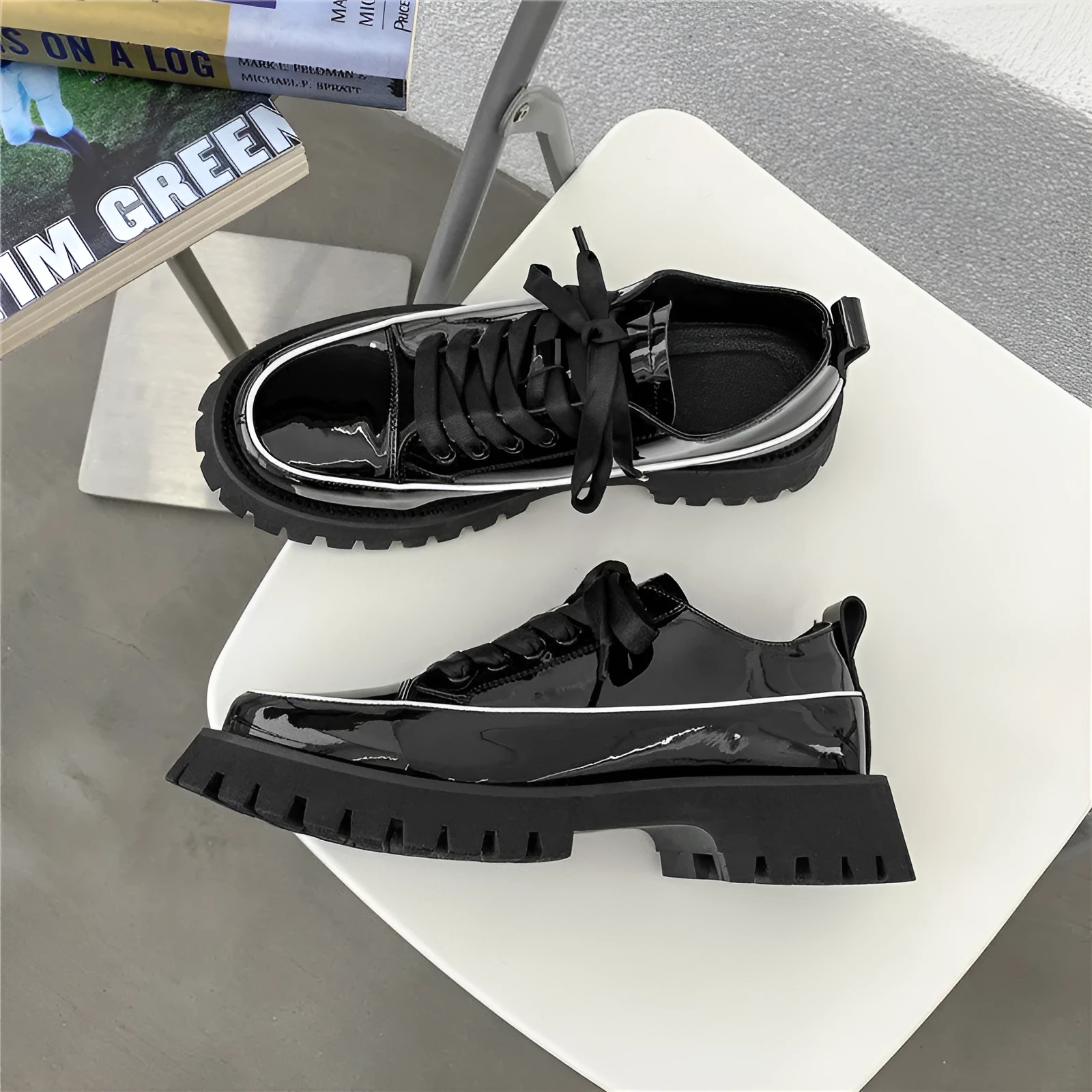 Men's casual leather platform shoes black cowhide upper heavy bottomed sole side view
