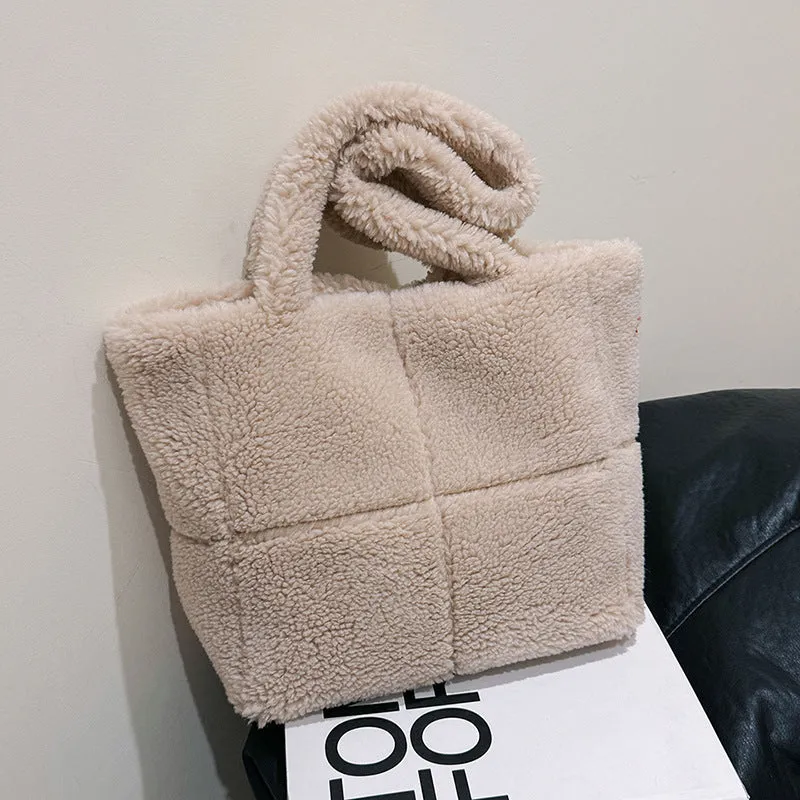 Women's plush furry tote bag 42x30x16cm in solid colour single shoulder handbag winter accessory