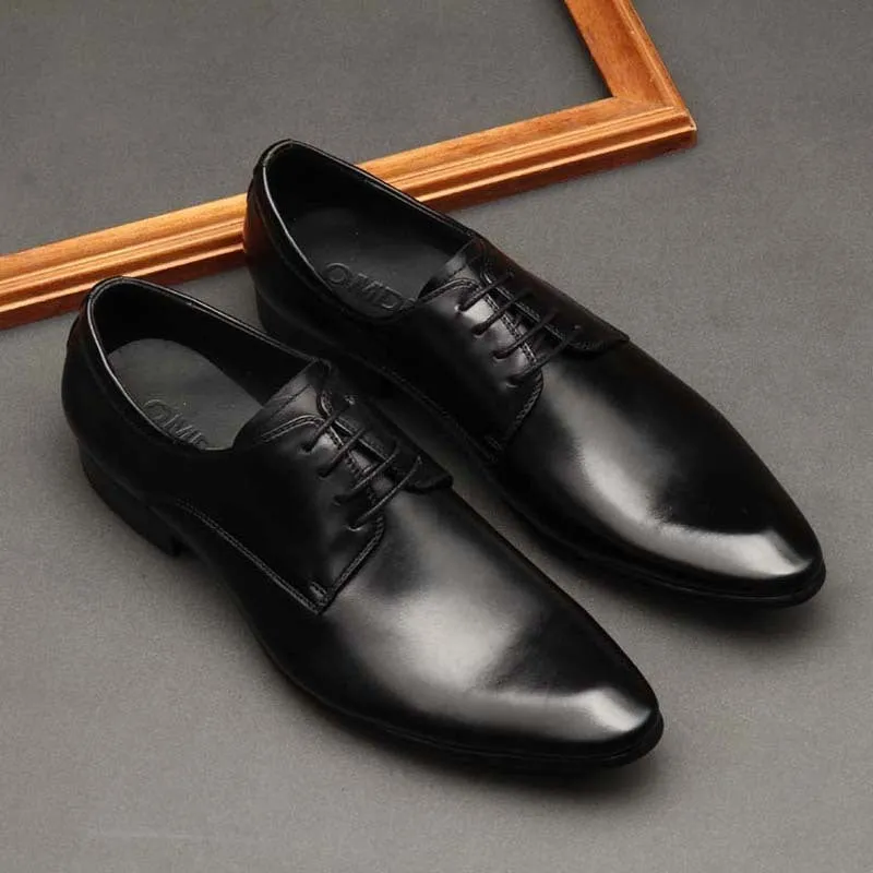 Men's black pointed toe leather lace up shoes with rubber sole for business and wedding