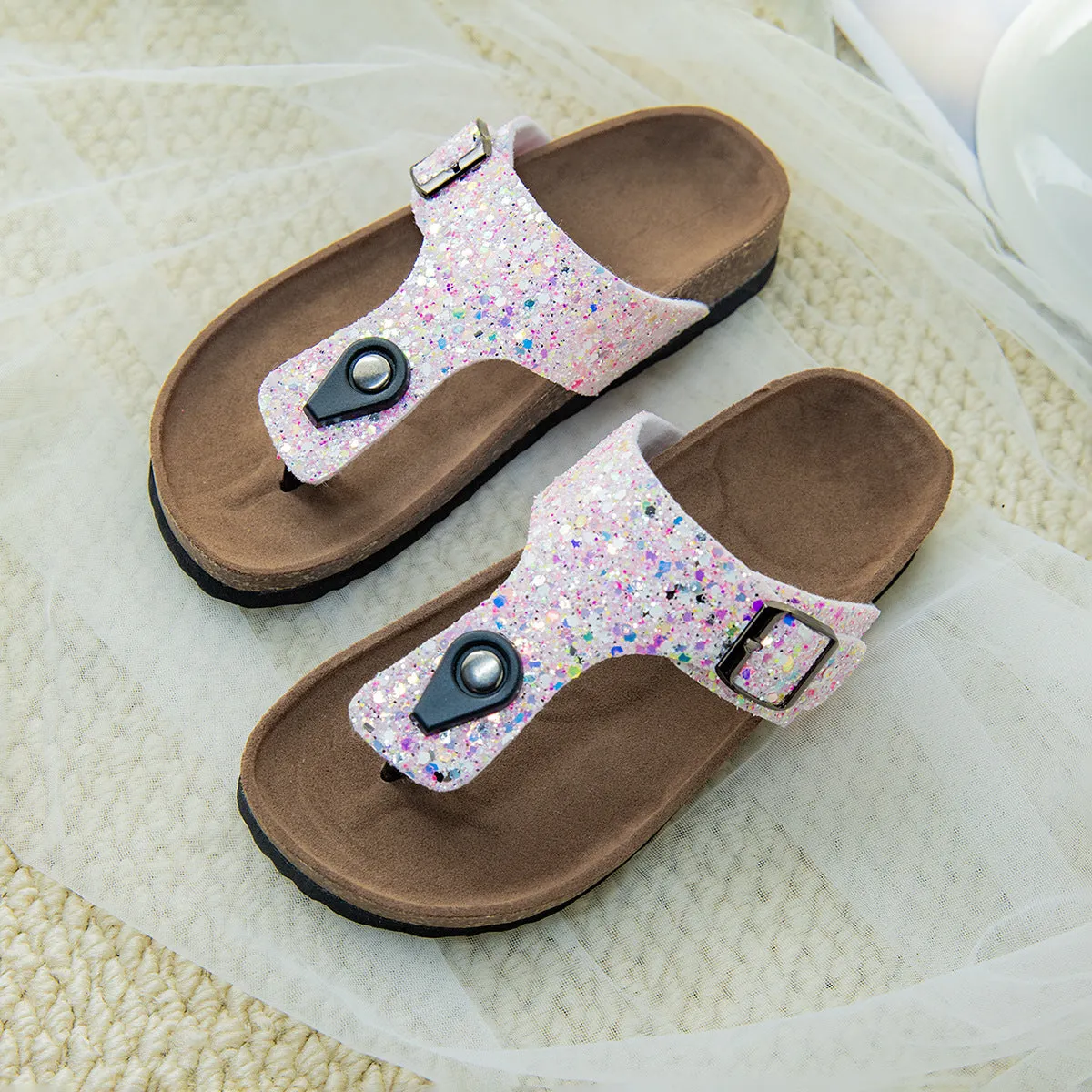 Children's cork flip-flops in pink with hollow-out design and PVC non-slip sole