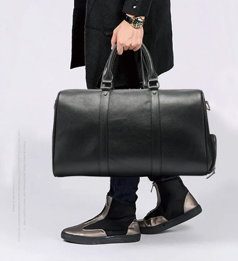 First layer cowhide leather travel bag with independent shoe compartment, zippered main closure, brown colour, soft handle and shoulder strap