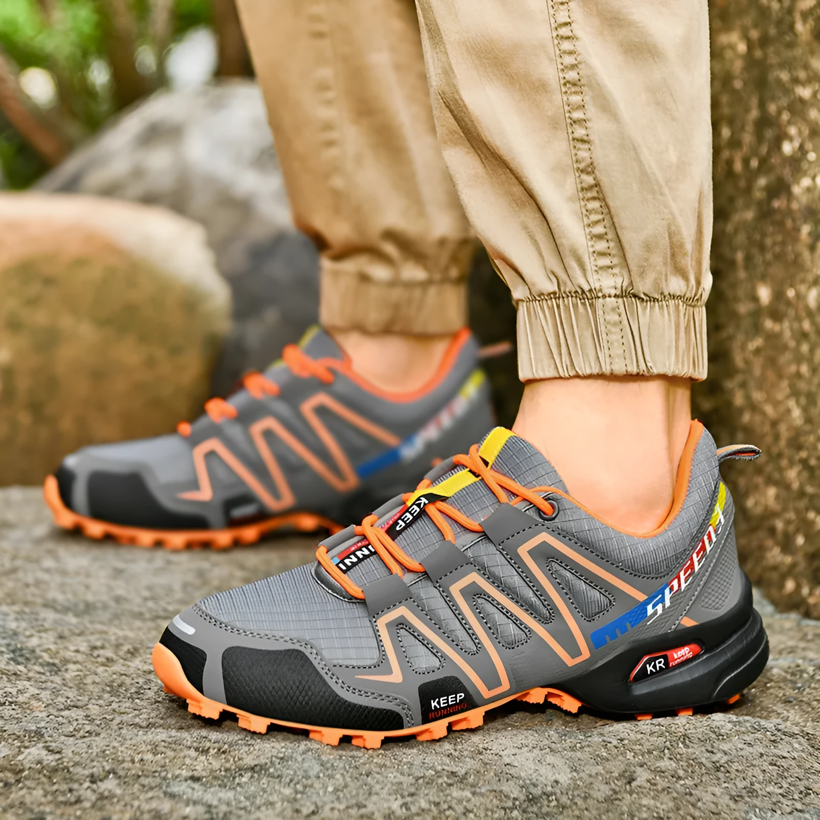 Men's plus size casual shoes in synthetic leather with mesh lining and rubber sole.