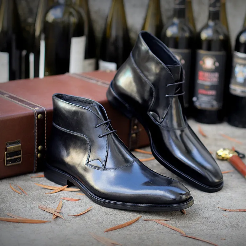 Martin men's autumn winter boot in black with high opening, leather stitching, and front lace up design