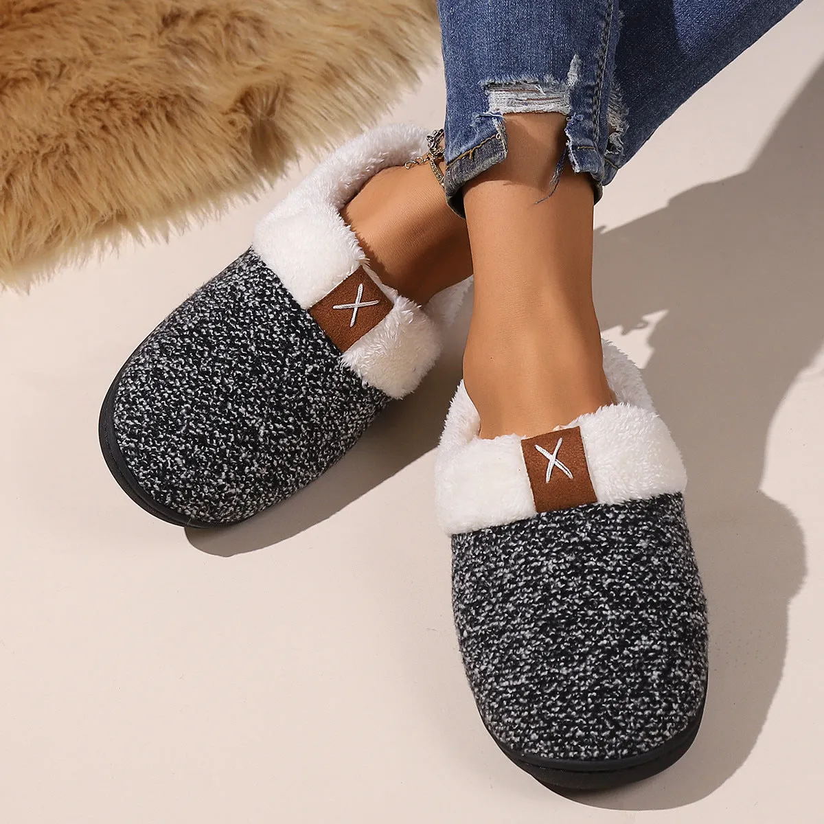 Winter plush slippers with thick bottom and round toe, unisex indoor house shoes in burgundy color