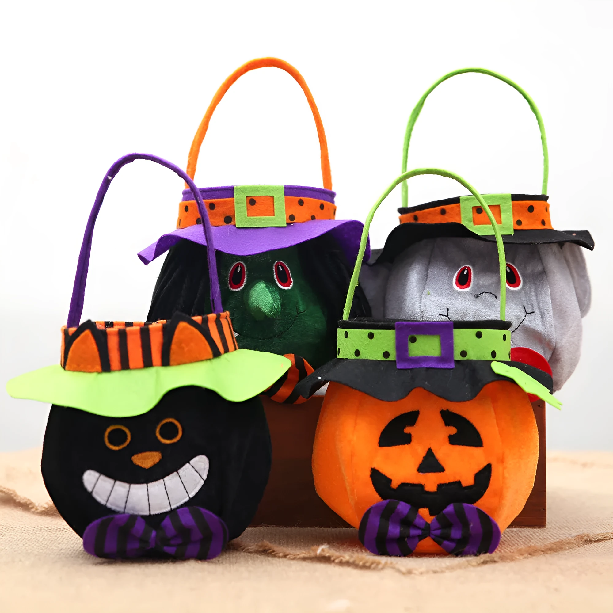 Halloween cloth hooded round tote bag in pumpkin style with black colour for trick or treating