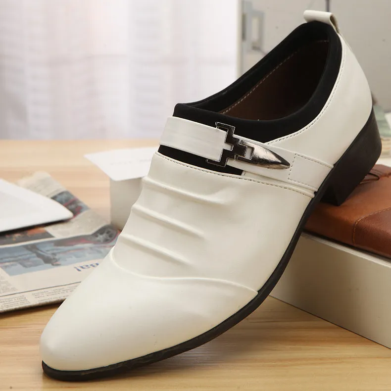 Men's pointed wedding shoes in black with low heel, PU upper, and car suture detailing