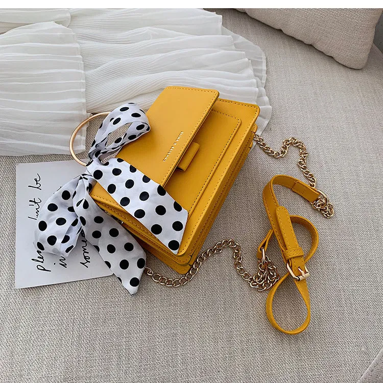 Small trendy fashion messenger bag chain shoulder texture handbag for women in beige