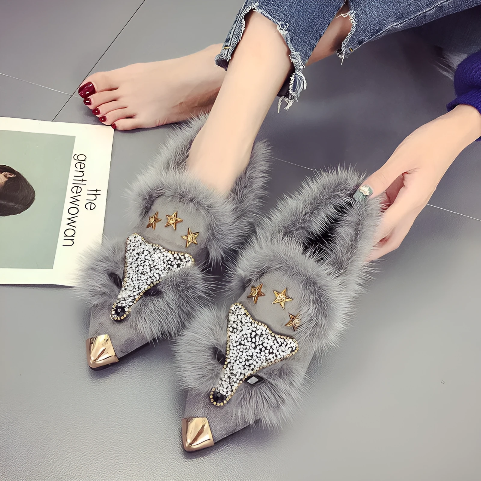 Women's suede fur shoes with rabbit hair lining, pointed toe, flat heel, black and gray colours