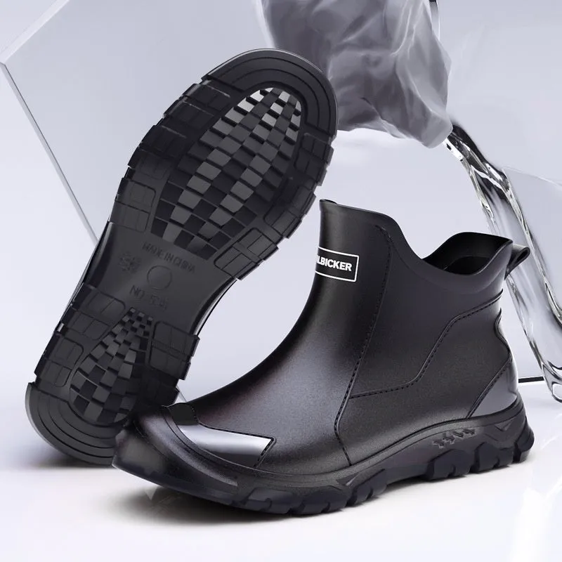 PVC low-cut outdoor wading shoes with non-slip plastic sole in a choice of solid colours.