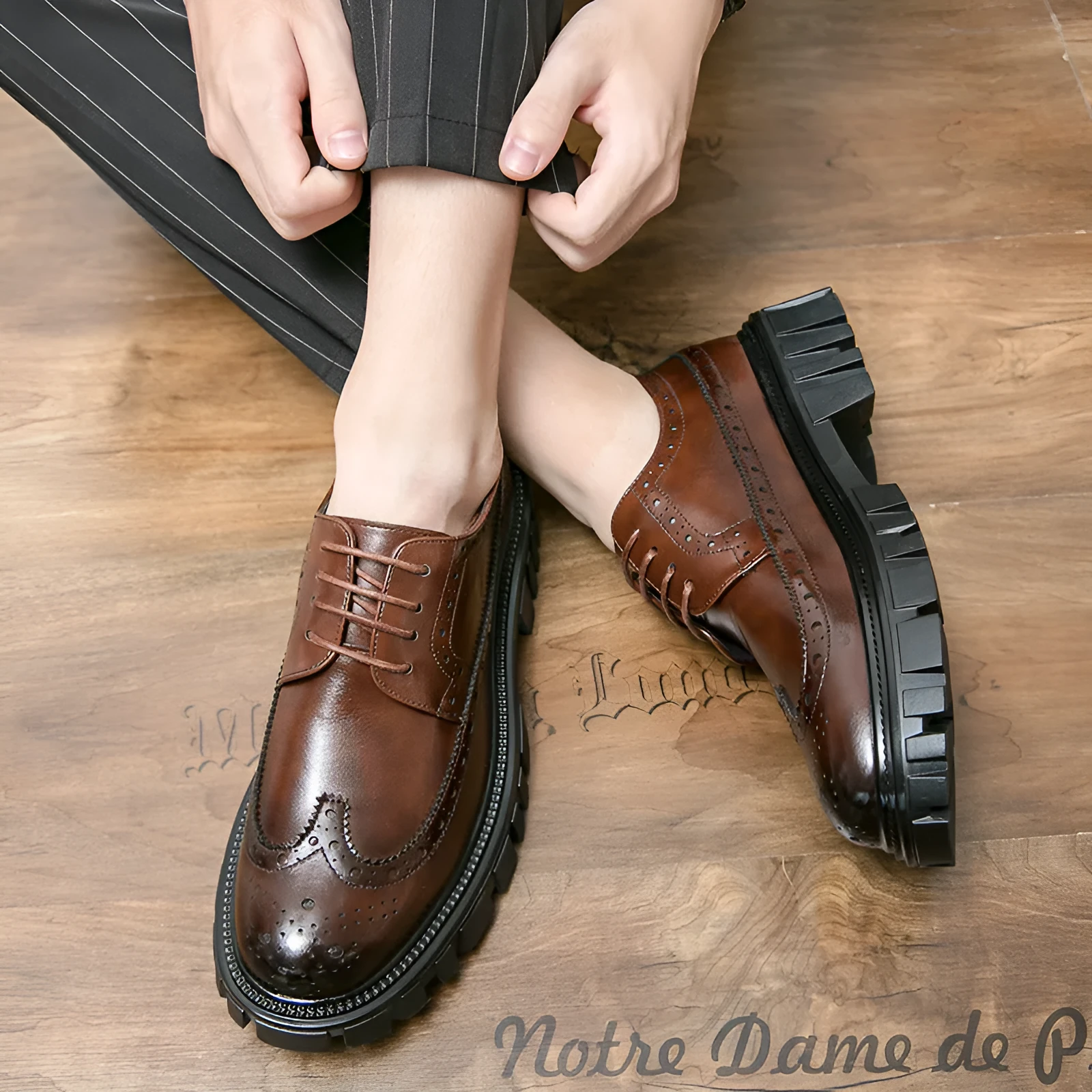 Men's black and brown breathable brogue shoes with round toe design and artificial PU upper