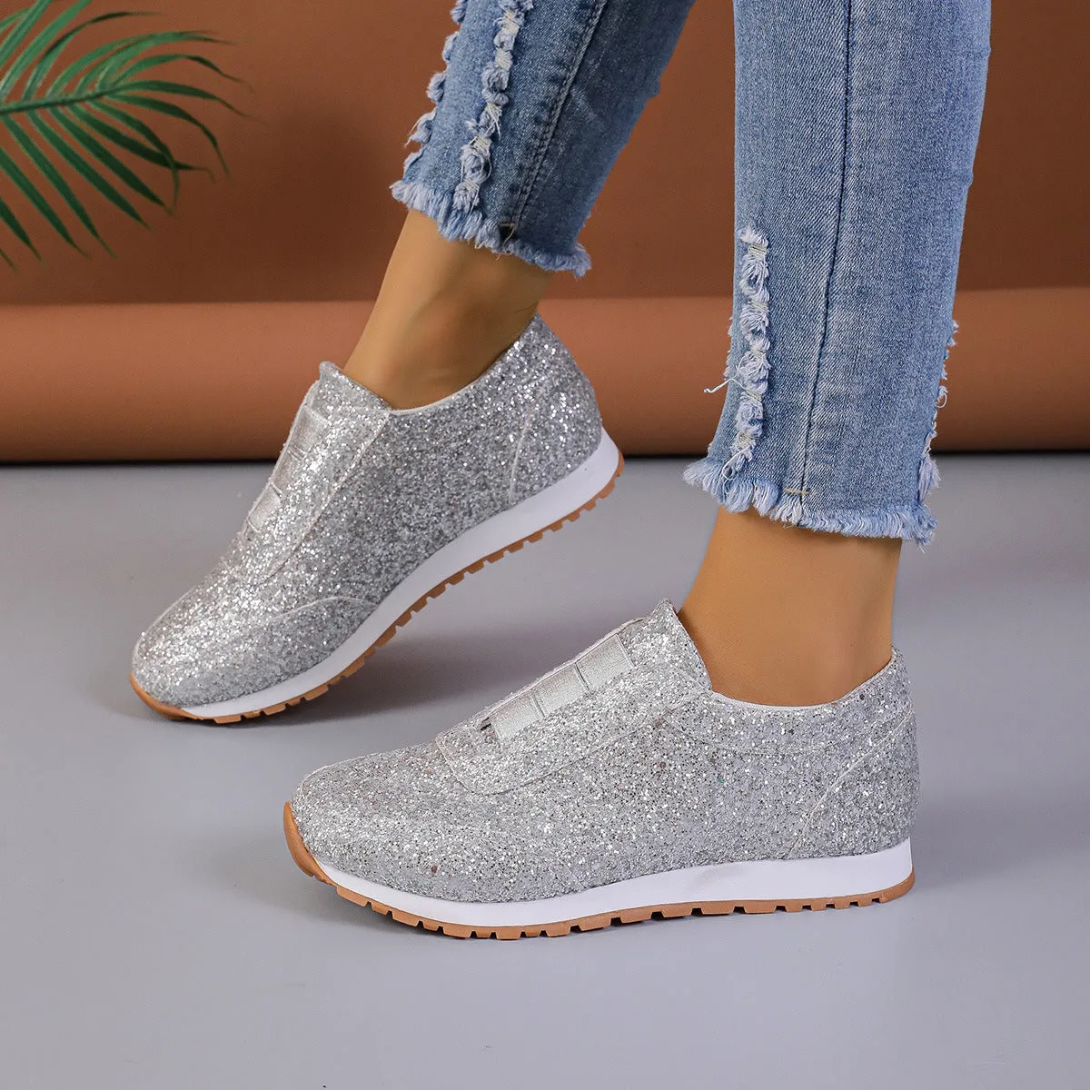 Gold silver sequined slip-on flat shoes with round toe and rubber sole