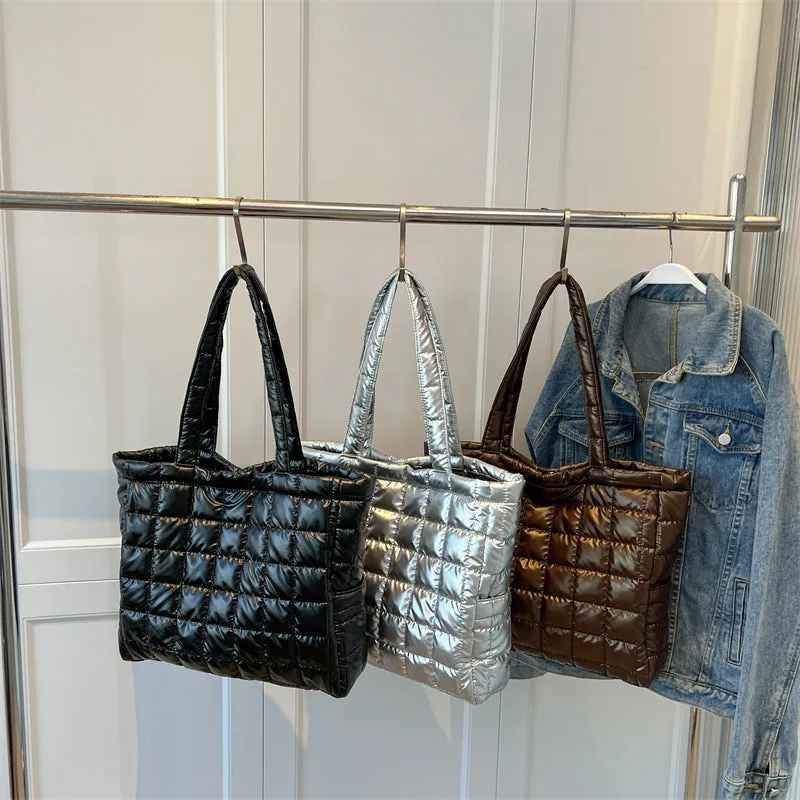 Women's large nylon bucket bag plaid winter shoulder bag with magnetic closure black colour