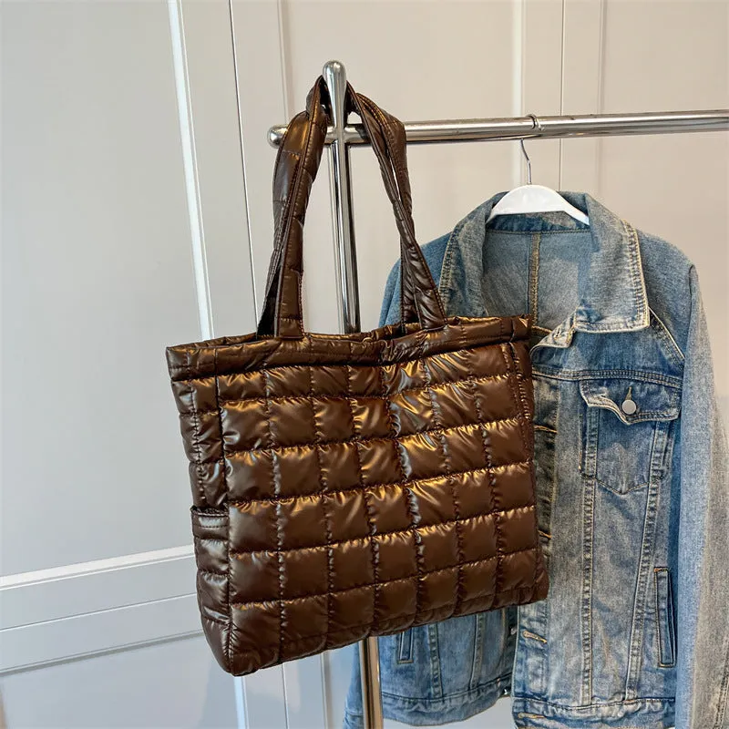 Women's large nylon bucket bag plaid winter shoulder bag with magnetic closure black colour