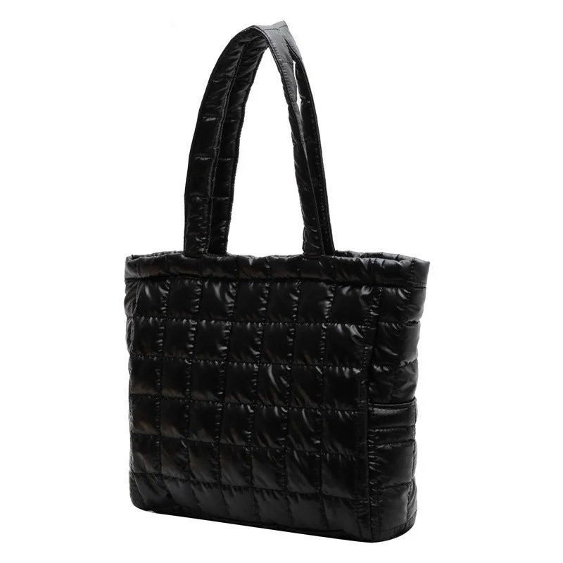 Women's large nylon bucket bag plaid winter shoulder bag with magnetic closure black colour