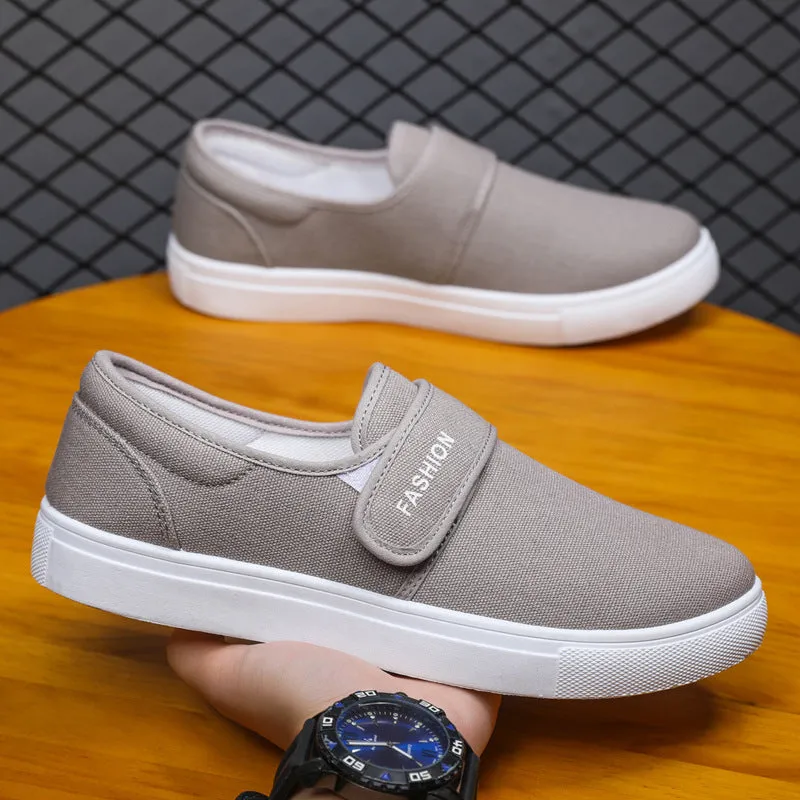 Men's canvas Velcro flat shoes in black low-top style with PVC sole