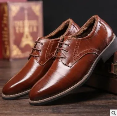 Men's plain toe dress shoes with rivet details, rubber sole, available in black, blue, brown, yellow, sizes 38-48