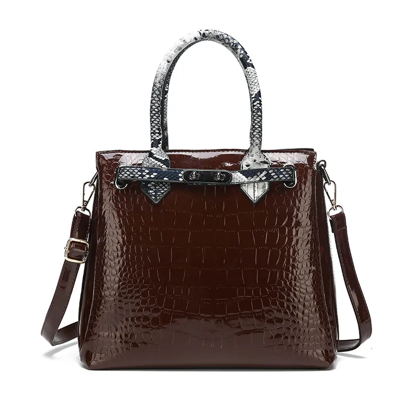 Ladies PU leather handbag with geometric stitching and zipper closure in horizontal square shape
