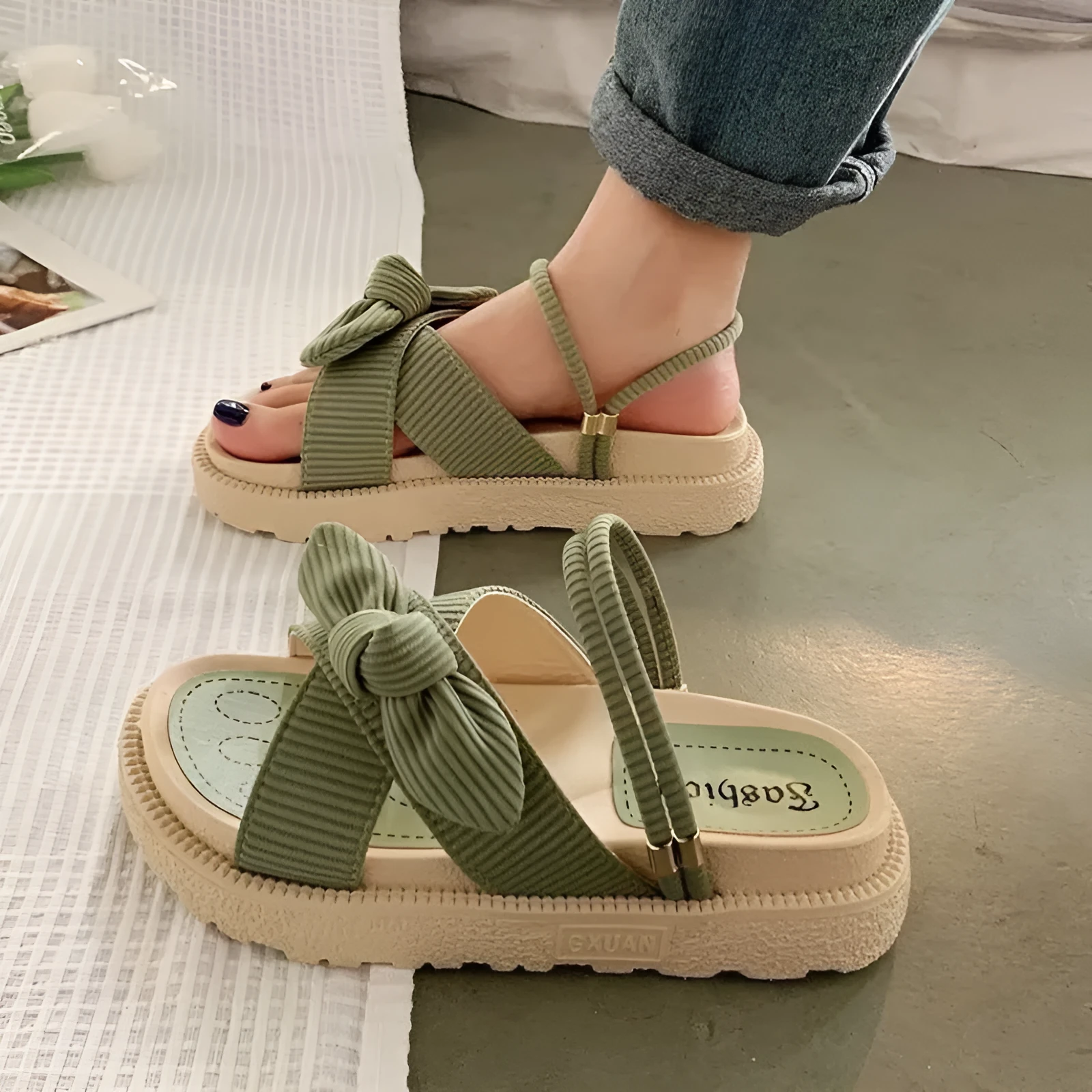 Women's two-wear flat platform sandals in green, beige, and black with 4.5cm heel and EVA upper