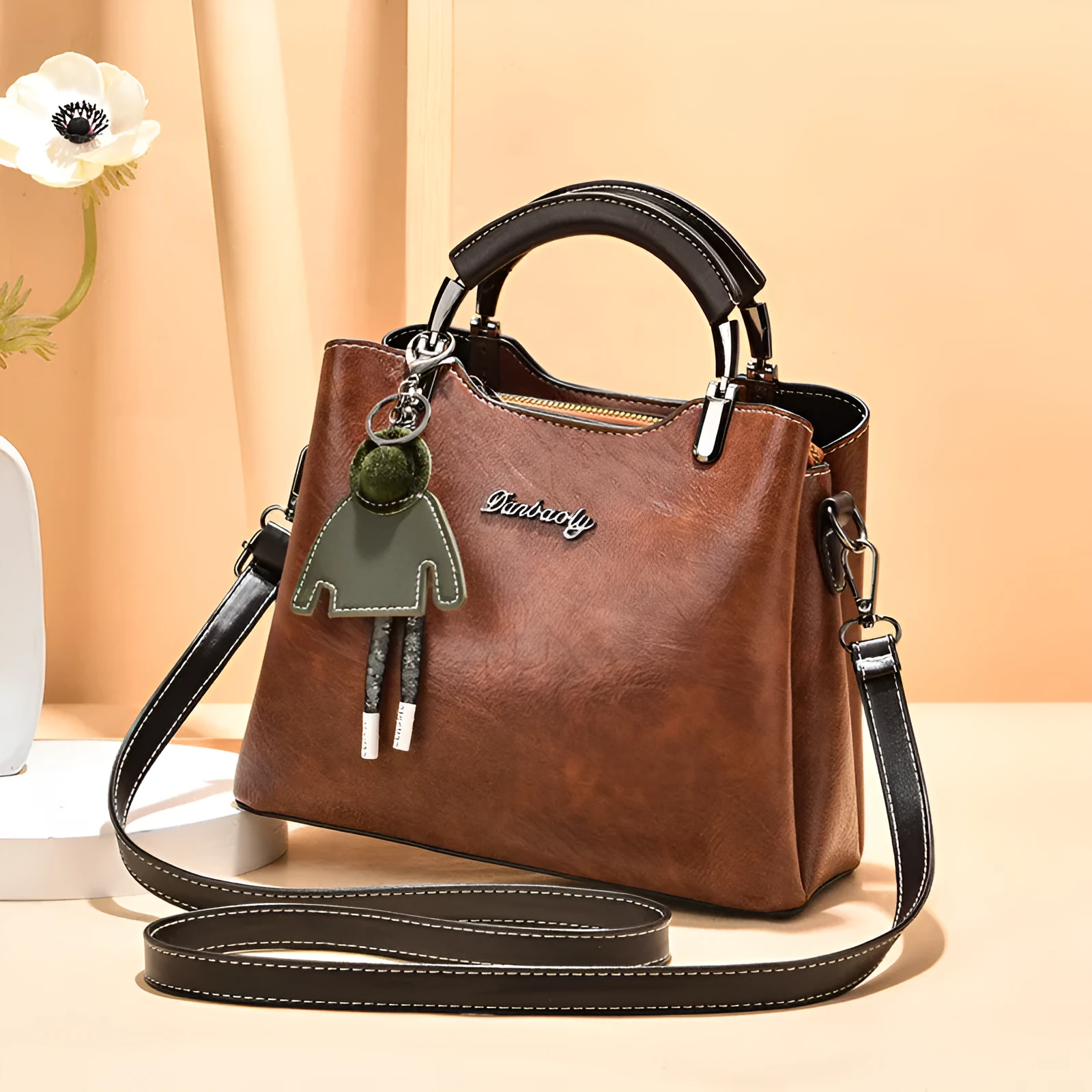 Simple Retro small handbag for women, PU crossbody bag, horizontal square shape, available in six colours