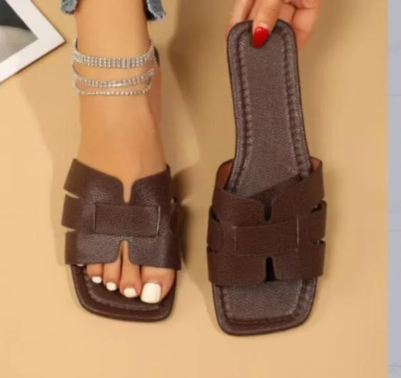 Women's square toe flat sandals with snakeskin pattern hollow out summer slides in black