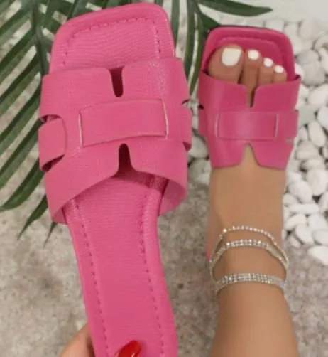 Women's square toe flat sandals with snakeskin pattern hollow out summer slides in black