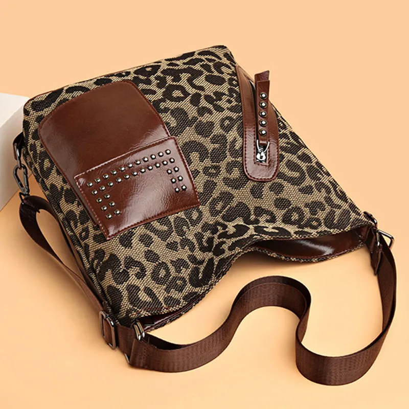 Medium houndstooth nylon backpack for women with rivet design and zipper opening in Leopard Pattern