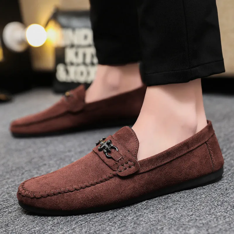 Waterproof men's slip-on loafers in black with round toe, low heel, and rubber sole