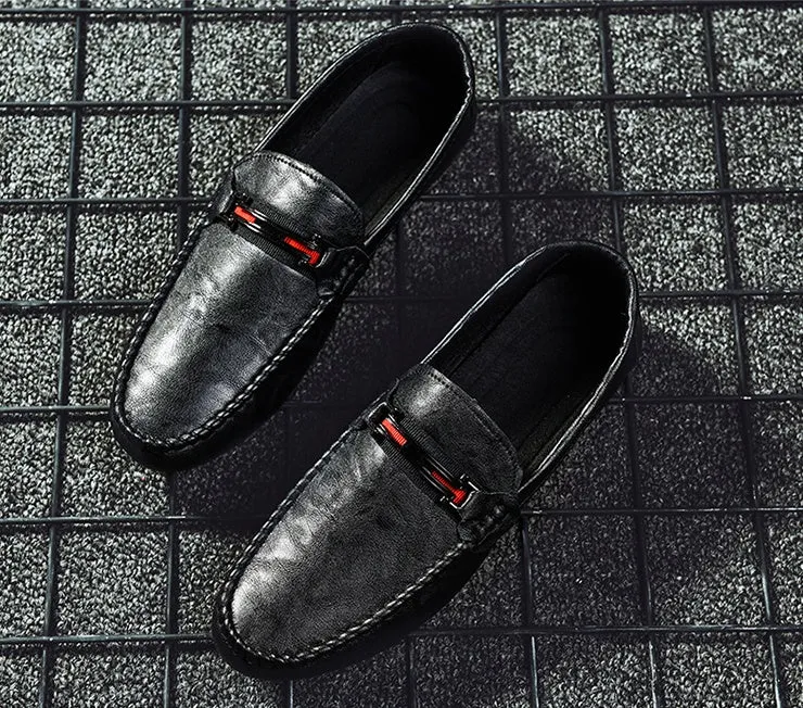 Men's Doudou casual shoes with black PU upper and rubber sole on a light background
