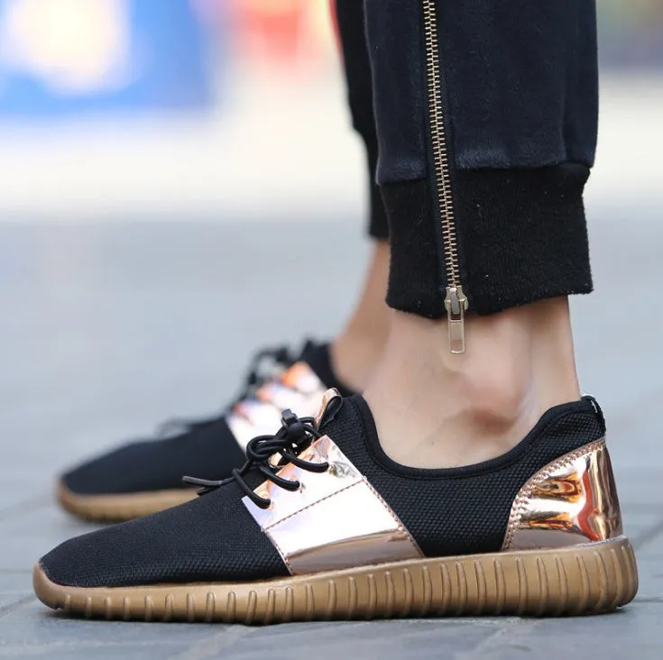 Breathable mesh casual flat shoes for men and women with lace-up closure and rubber outsole