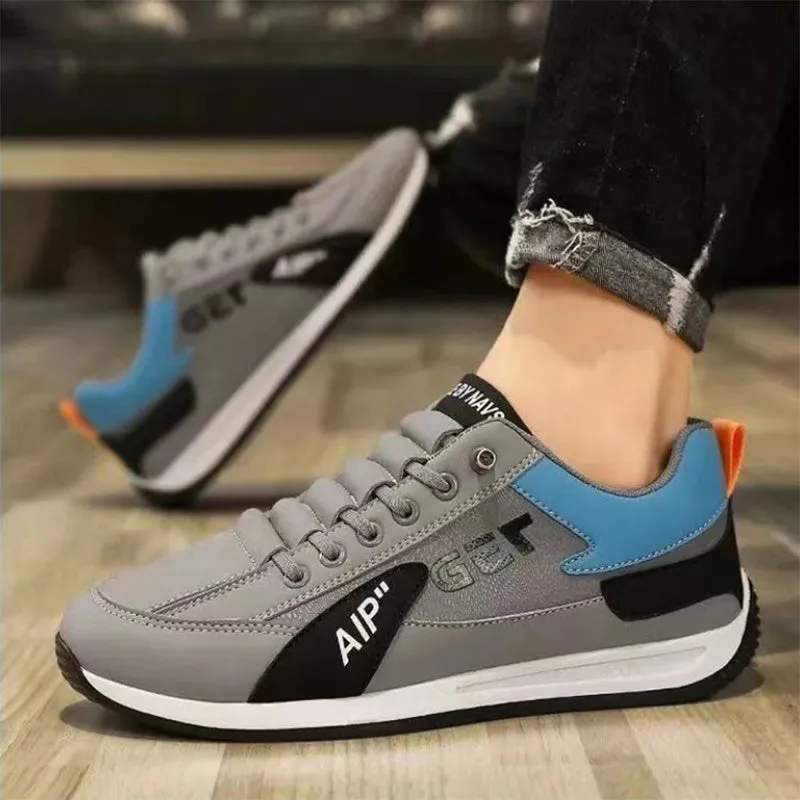 Men sports flat shoes with breathable mesh upper in black, low-top design, non-slip sole