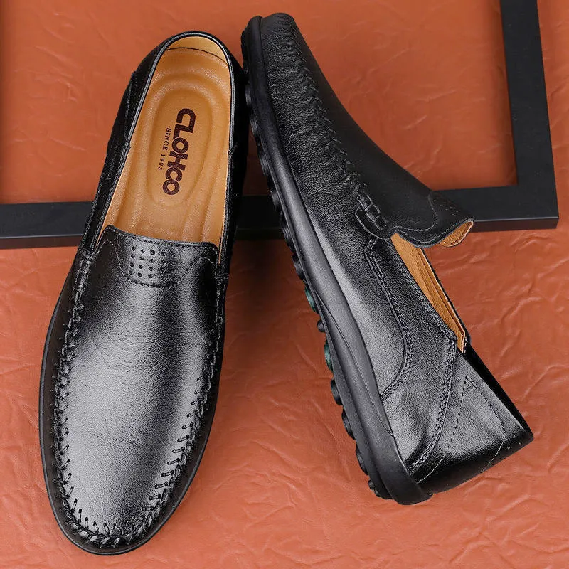 Men's brown cowhide leather casual shoes with round toe and flat heel on rubber sole