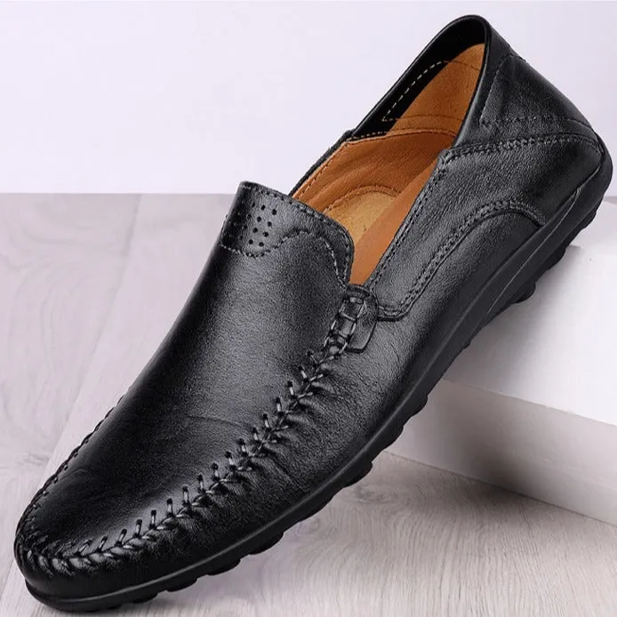 Men's brown cowhide leather casual shoes with round toe and flat heel on rubber sole