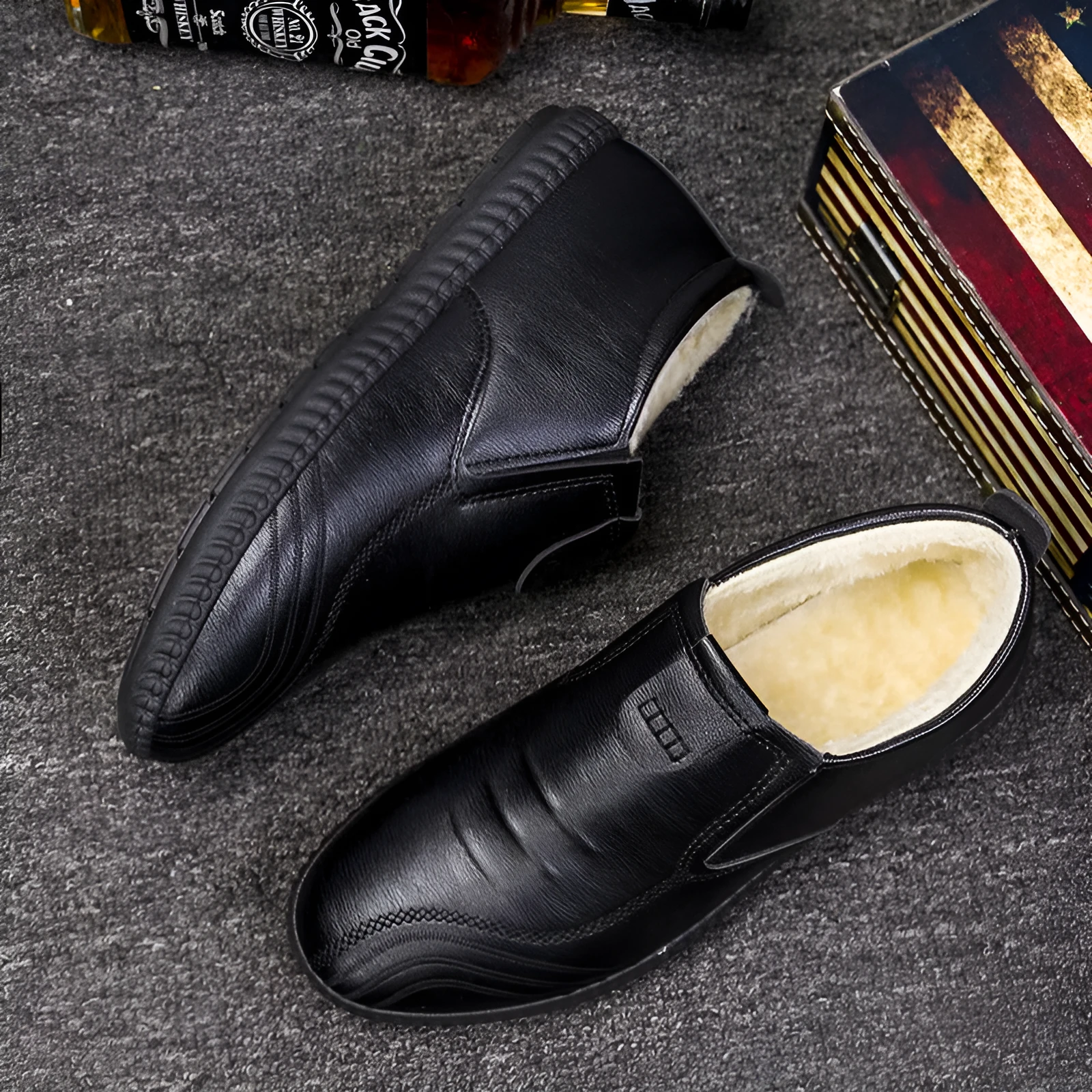 Men's winter warm casual leather shoes, high-top cotton style 1106, solid colour, front lace-up, flat heel