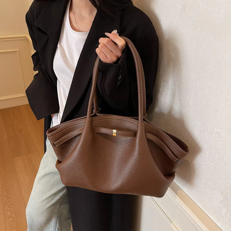 Large capacity one-shoulder underarm bag in beige, square vertical shape with sandwich pocket and sewing thread detail
