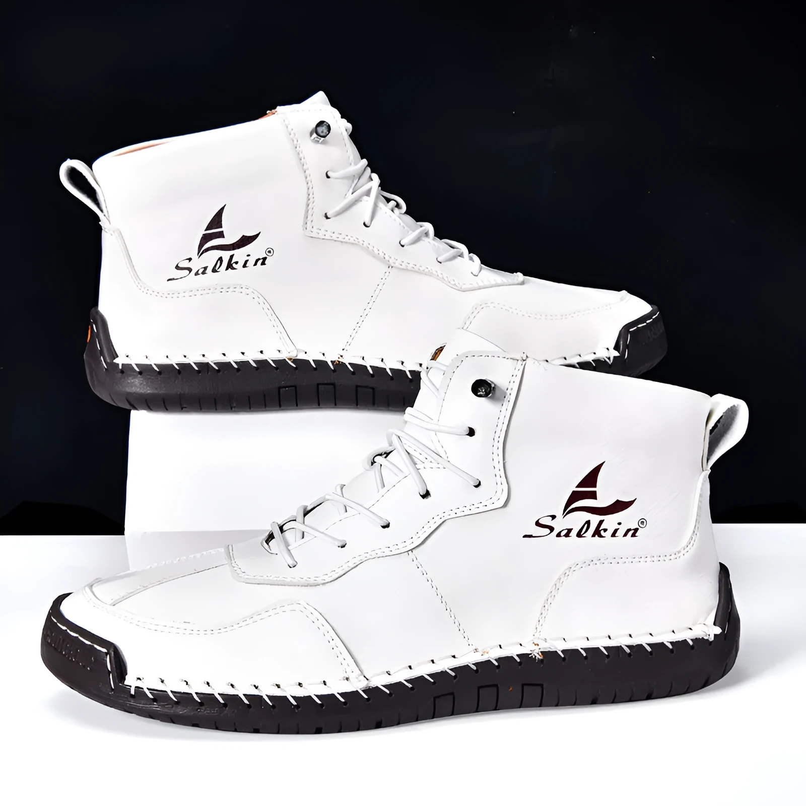 Beige high-top casual boots with elastic band and flat rubber sole