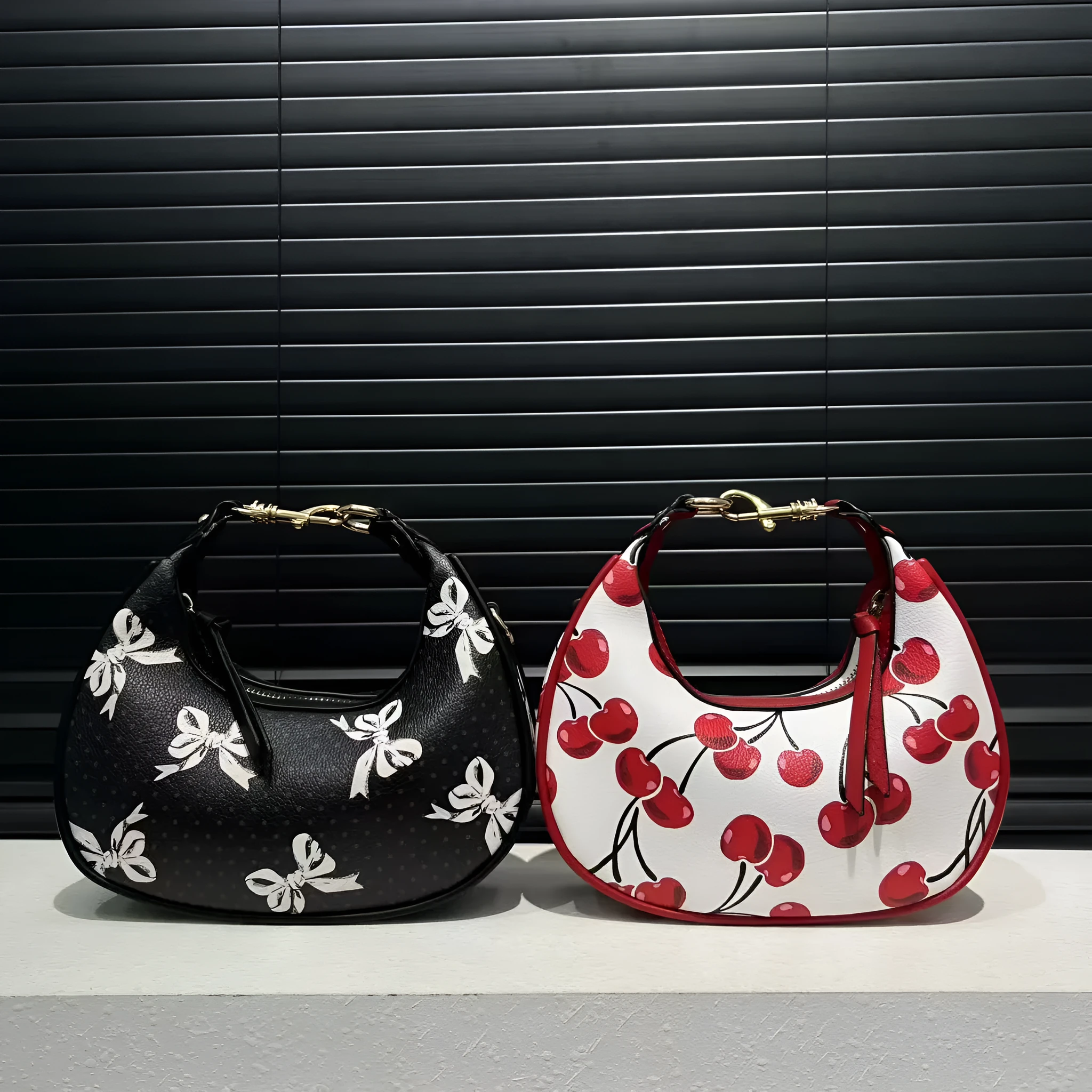 Stitching soft PU leather hobo crossbody bag for women in black with love and chain details, urban simplicity style