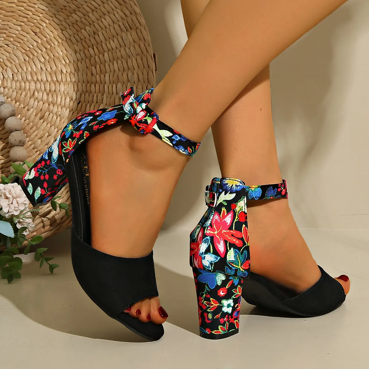 Women's round toe hollow ankle-strap buckle thick high heel sandals in black red yellow sizes 34-45
