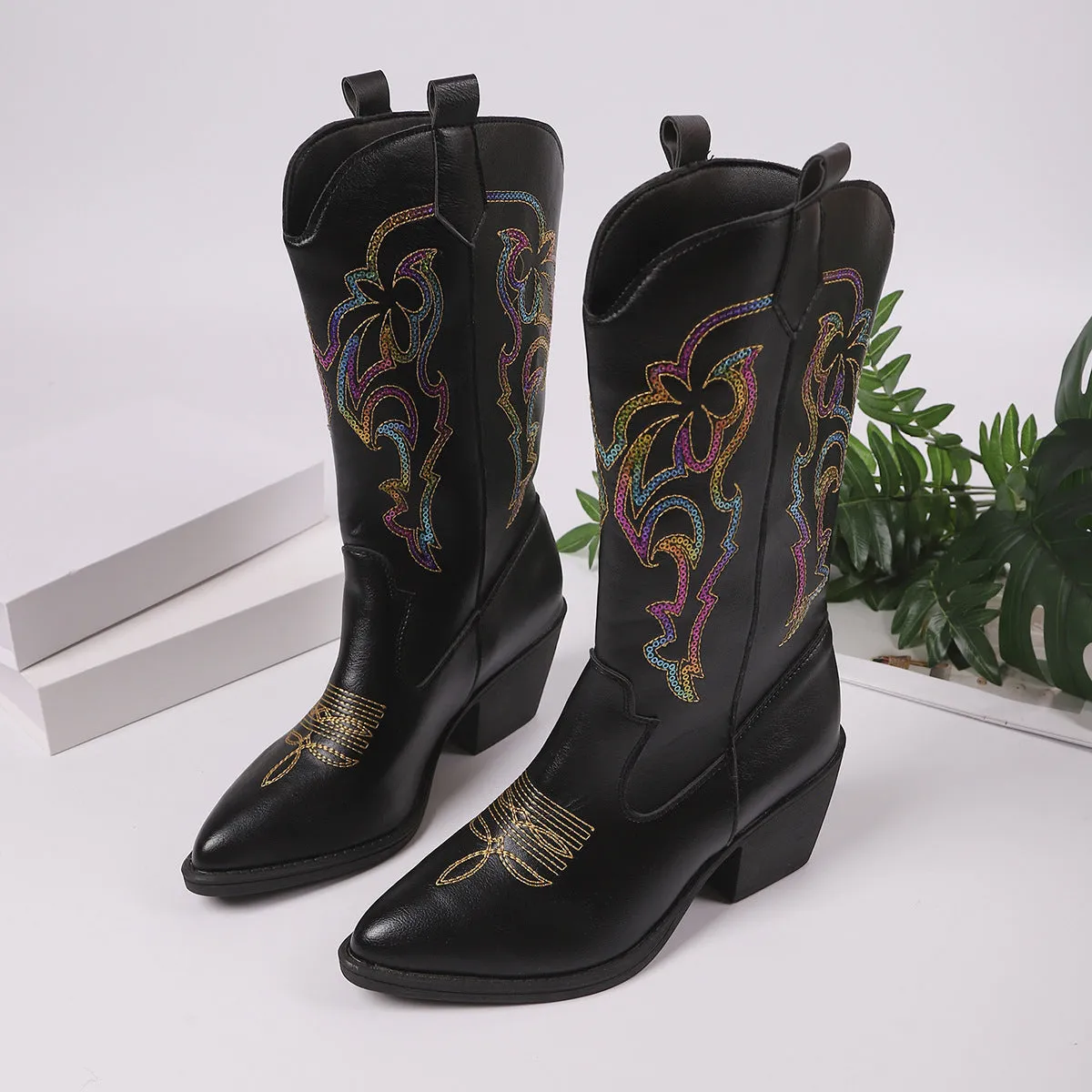 Embroidered knight boots for women with pointed toe chunky heel in brown and black, oversleeve design