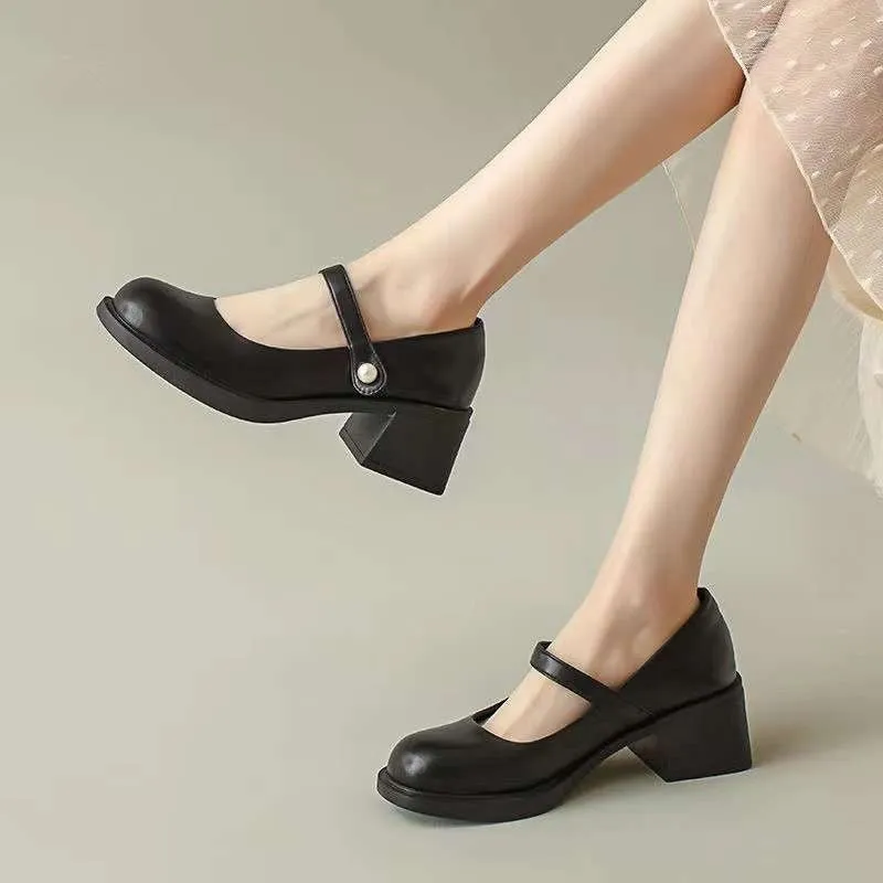 Women's PU leather loafers with short stout heel, round toe, in beige colour, solid colour design