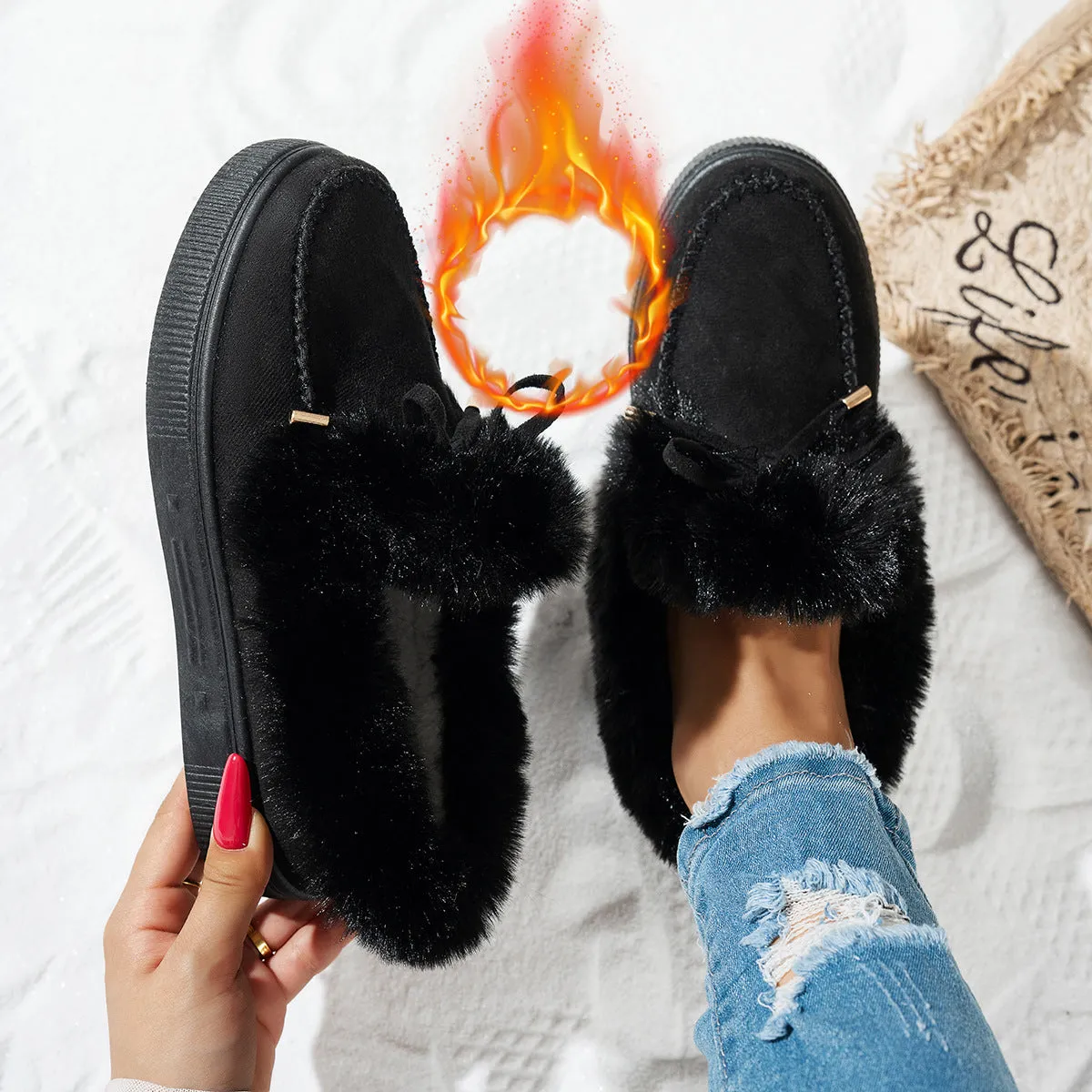 Round head thick bottom velvet padded women's snow boots in black