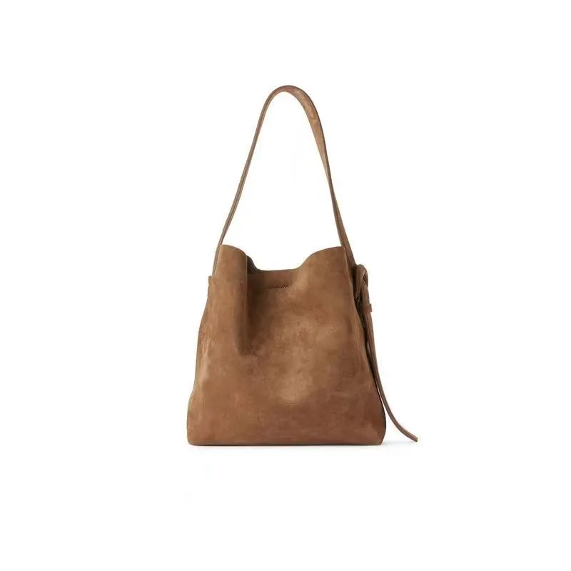 Brown retro large capacity shoulder bag for women with sewing thread detail
