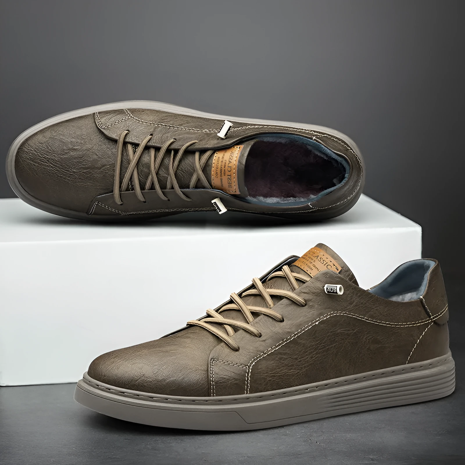 Two-layer cowhide casual sneakers low-top men's shoes in beige with front lace-up and round toe