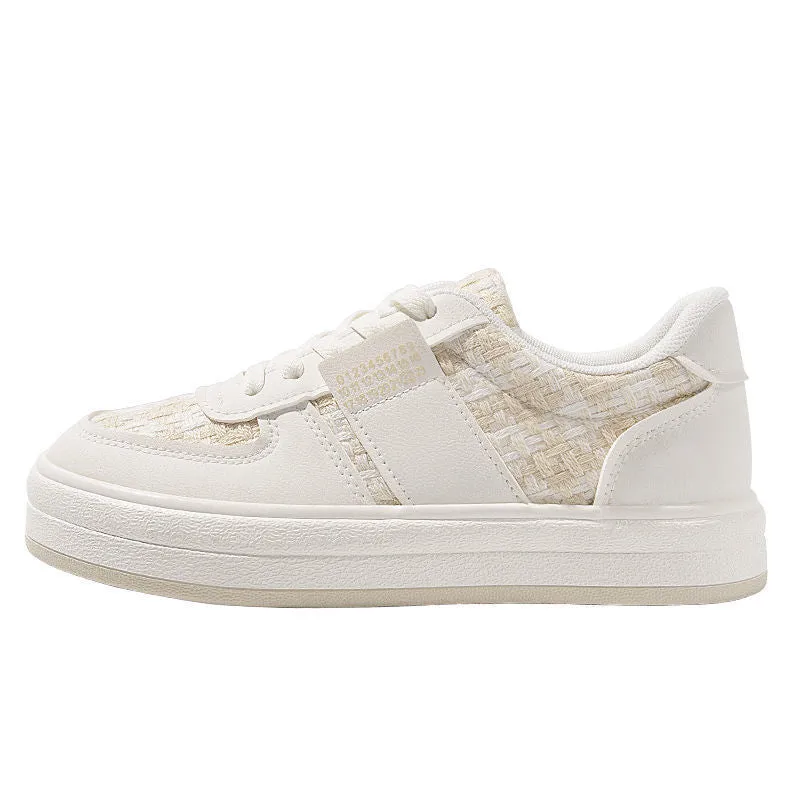 Beige plaid platform leisure sports shoes with white rubber sole and front lace-up fastening.
